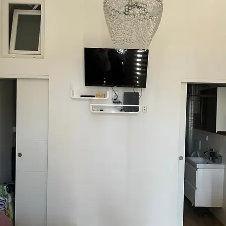 Pearl Apartment
